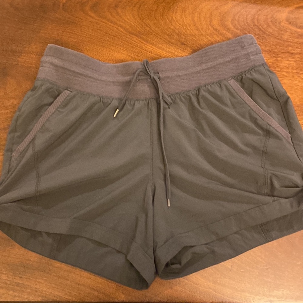 Tek Gear Shorts - Large - Pockets - Dark Gray